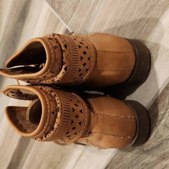 Justice booties - Picture 2 of 3